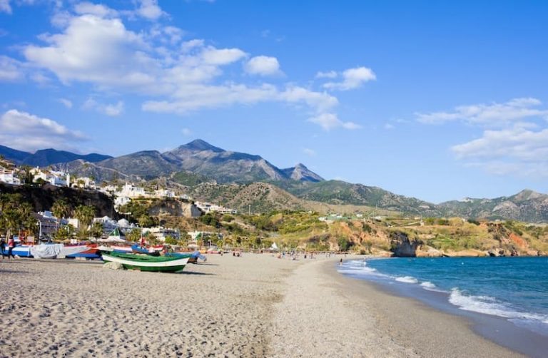 Playa de Burriana, Nerja