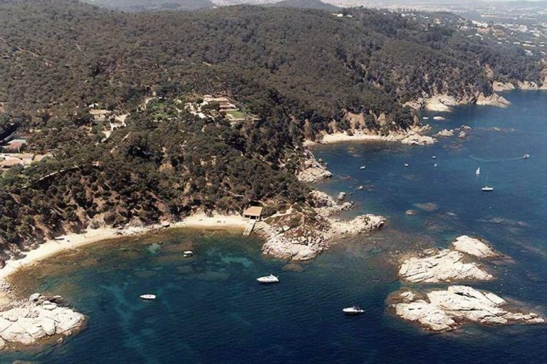 Playa Ca la Bona